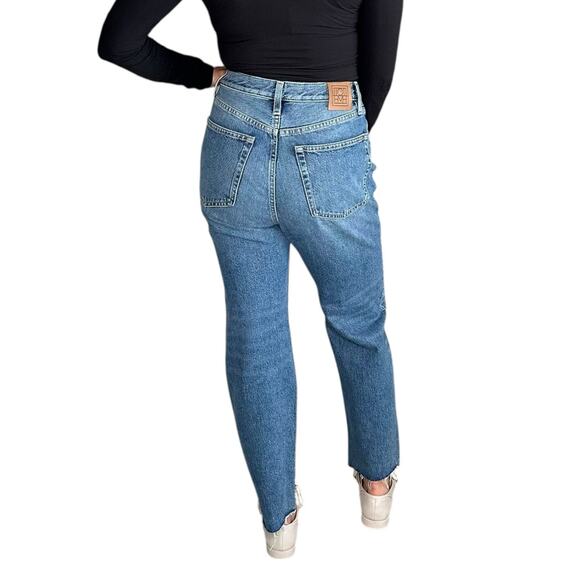 TOTEME Classic Cut Denim Medium Wash Ankle Frayed Denim Jeans Women's Size 27 - Picture 3 of 11